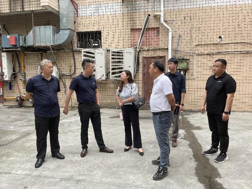 南充片区、、、三台集润共赴成都片区互换学习2.png
