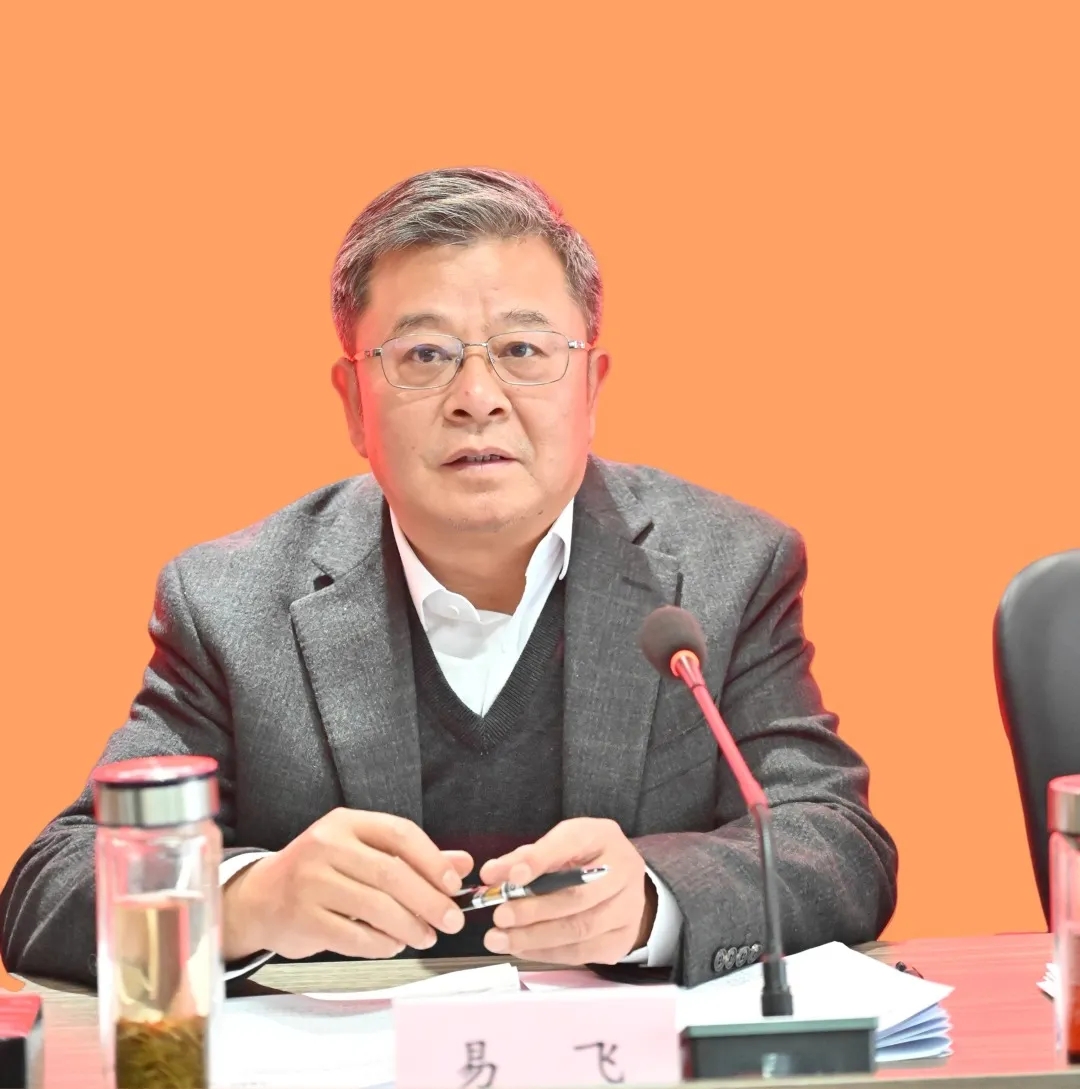 巨星国际官网召开2024年度总结赞美大会4.webp.jpg