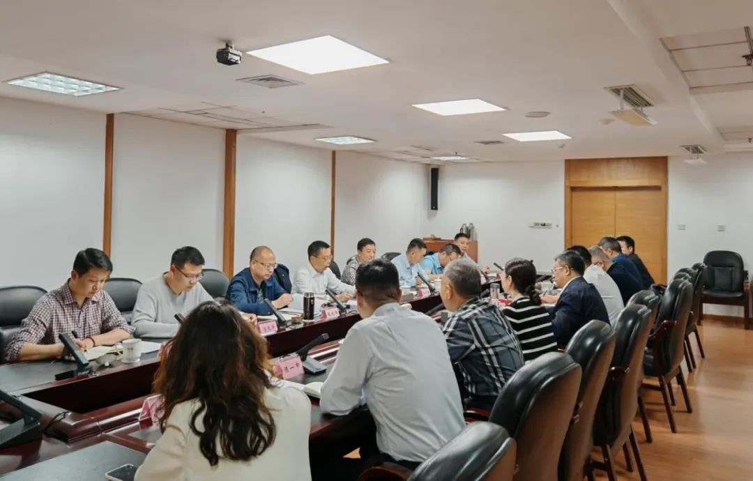 巨星国际官网与绵阳市人民当局召开政企合作对接座谈会